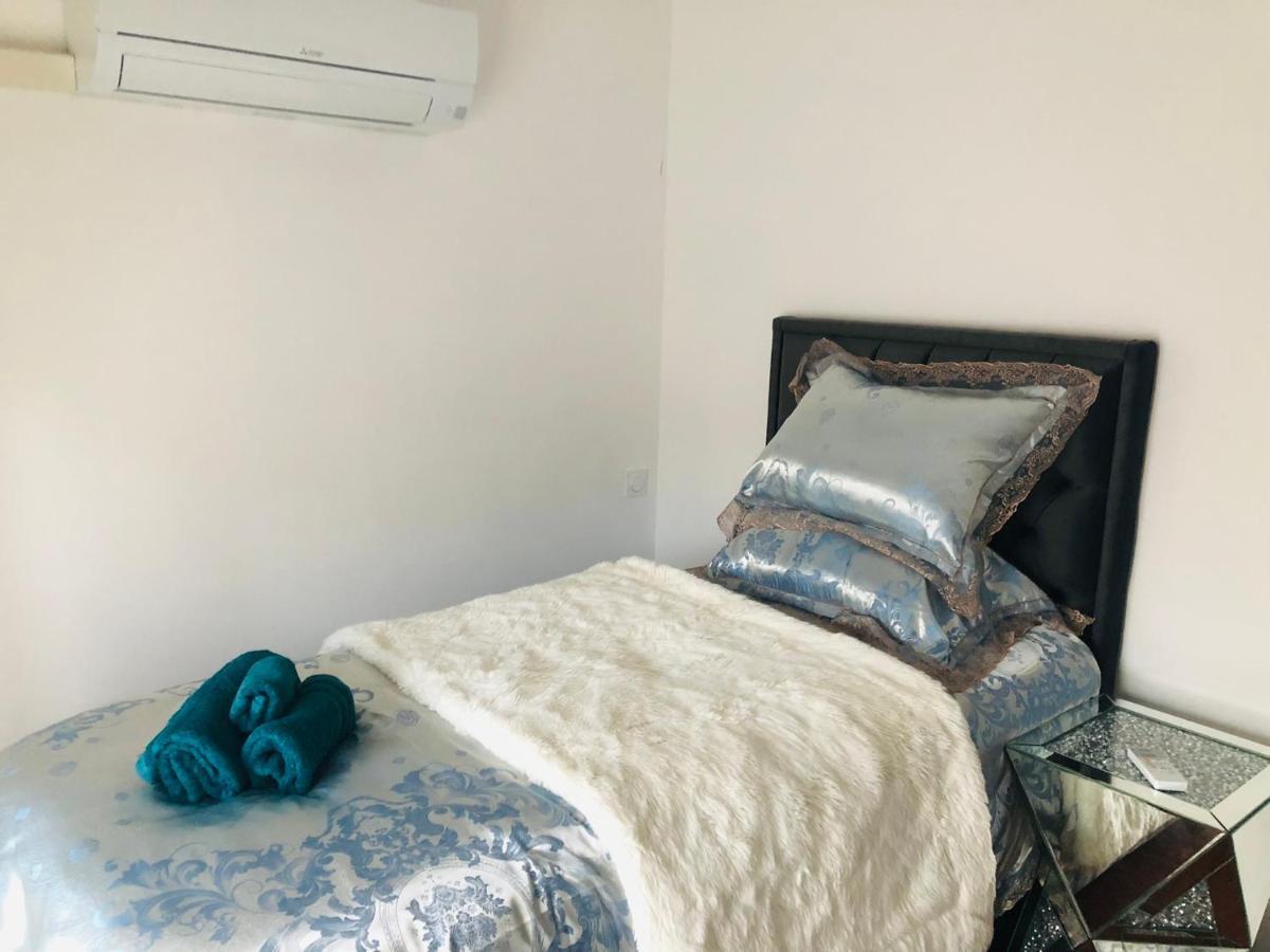 Apartment Saint Denis 1 *